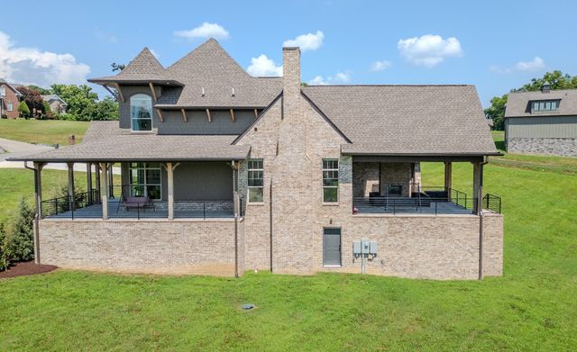 1043 Emerald Valley Dr, Castalian Springs, TN 37031
