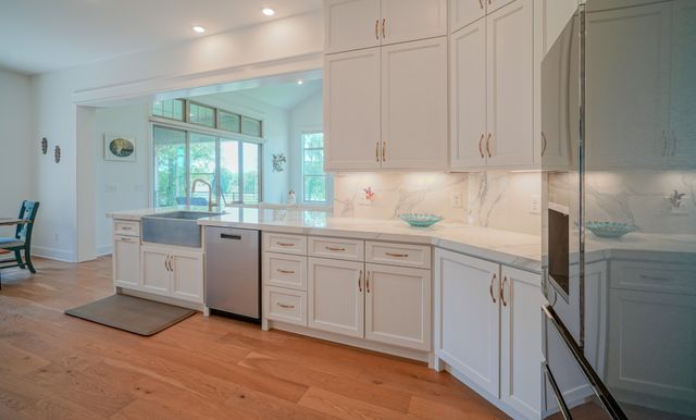 1043 Emerald Valley Dr, Castalian Springs, TN 37031
