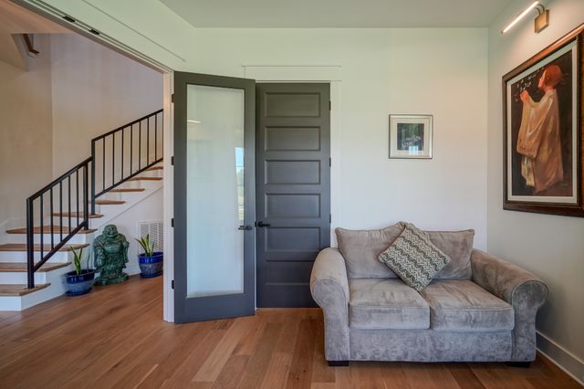 1043 Emerald Valley Dr, Castalian Springs, TN 37031