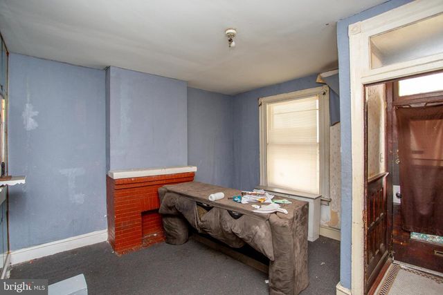 814 E WOODLAWN ST, Philadelphia, PA 19138
