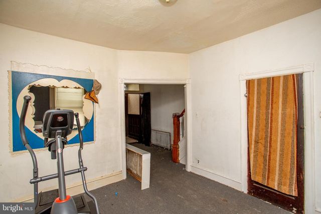 814 E WOODLAWN ST, Philadelphia, PA 19138