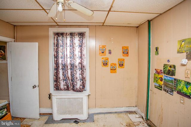 814 E WOODLAWN ST, Philadelphia, PA 19138