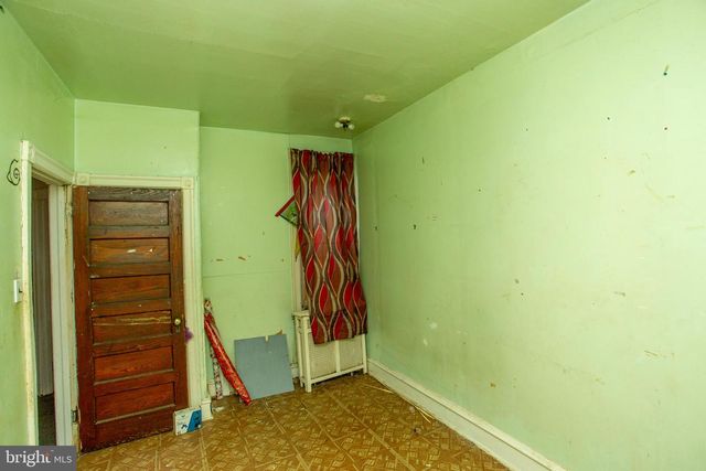 814 E WOODLAWN ST, Philadelphia, PA 19138