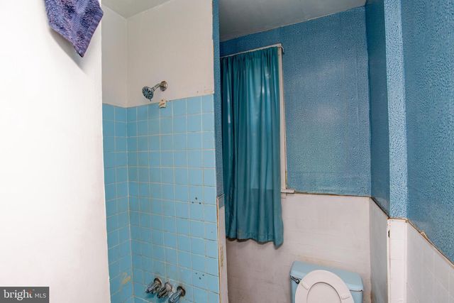 814 E WOODLAWN ST, Philadelphia, PA 19138