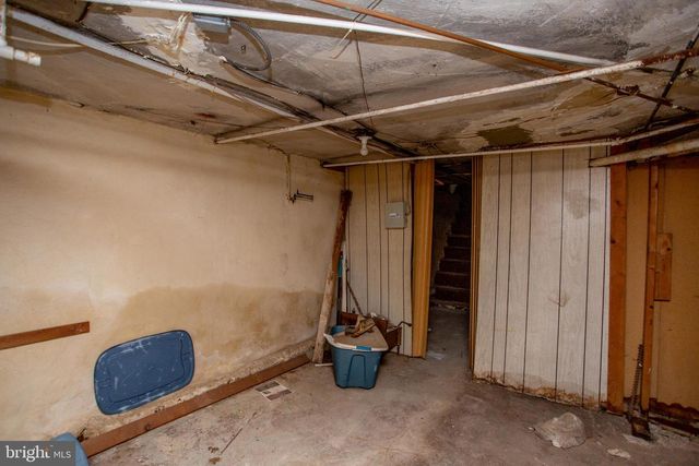 814 E WOODLAWN ST, Philadelphia, PA 19138