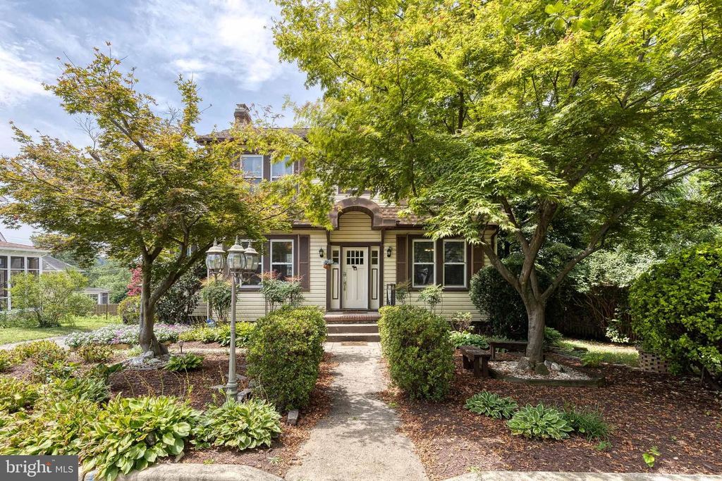 1704 LINCOLN DR, Halethorpe, MD 21227