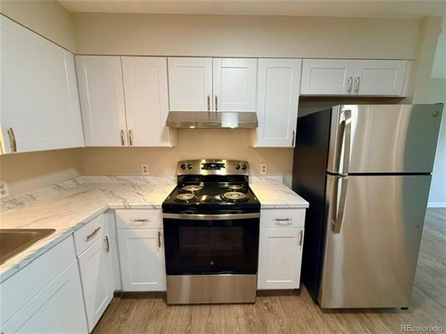 512 Vance St A, Lakewood, CO 80226