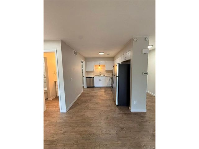 512 Vance St A, Lakewood, CO 80226