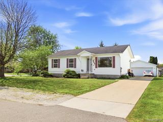 685 Heather Lane, Marysville, MI 48040