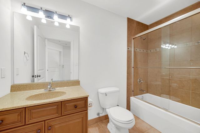 11010 Beacon Court, St. John, IN 46373