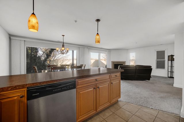 11010 Beacon Court, St. John, IN 46373