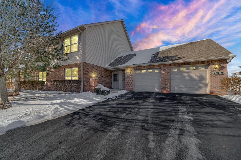 11010 Beacon Court, St. John, IN 46373
