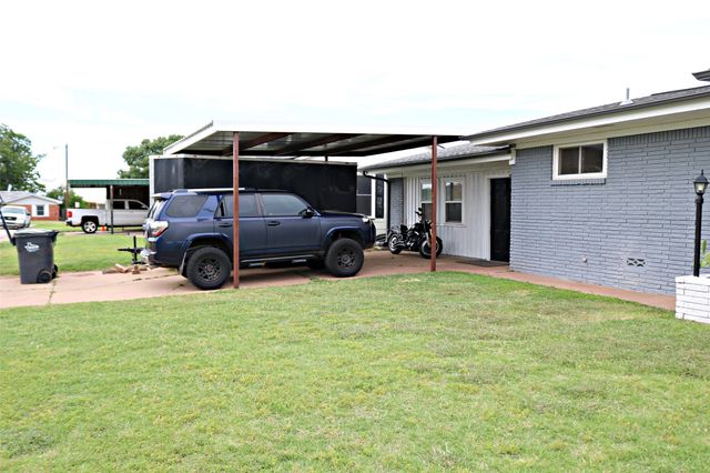 413 W Rogers, Wichita Falls, TX 76309