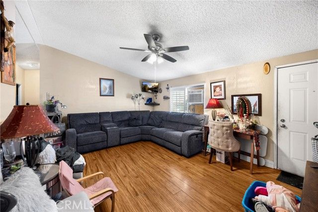 2851 S La Cadena Drive 26, Colton, CA 92324