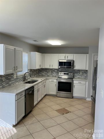 19113 Kanawha Drive, Cornelius, NC 28031