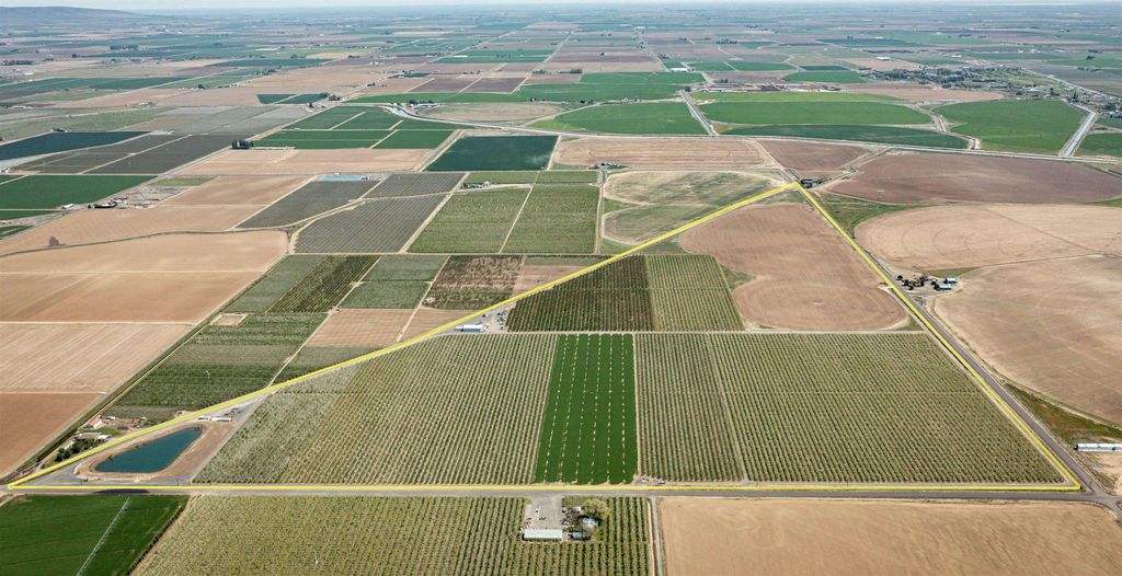 6627 Road T NW Rd, Other, WA 98848