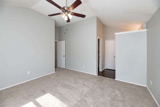 200 Caprock Drive, Arlington, TX 76018