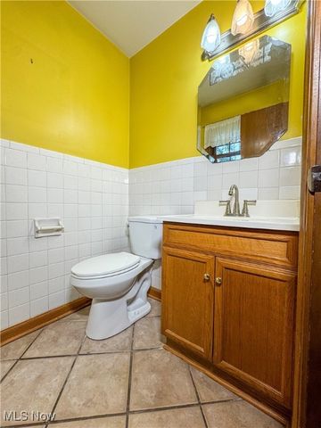 707 Oakridge Drive, Boardman, OH 44512