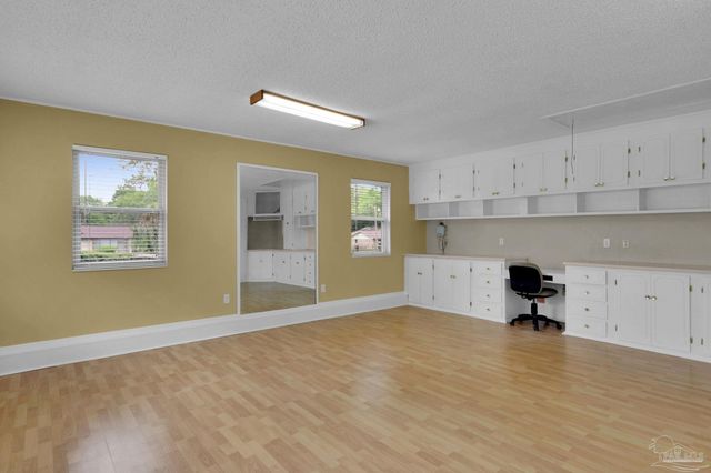 3338 Pursell Ln, Pensacola, FL 32526