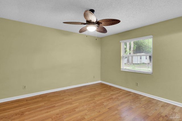 3338 Pursell Ln, Pensacola, FL 32526