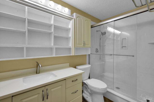 3338 Pursell Ln, Pensacola, FL 32526