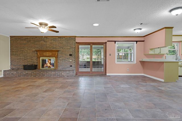 3338 Pursell Ln, Pensacola, FL 32526
