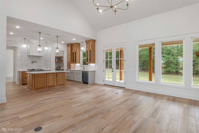 195 Creston Lane, Shreveport, LA 71106