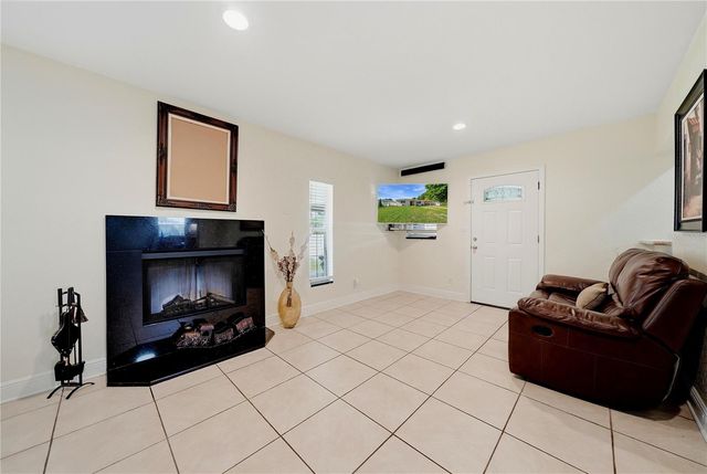 3006 W SAINT CONRAD STREET, Tampa, FL 33607