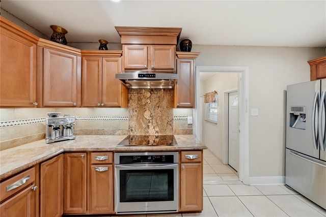 3006 W SAINT CONRAD STREET, Tampa, FL 33607