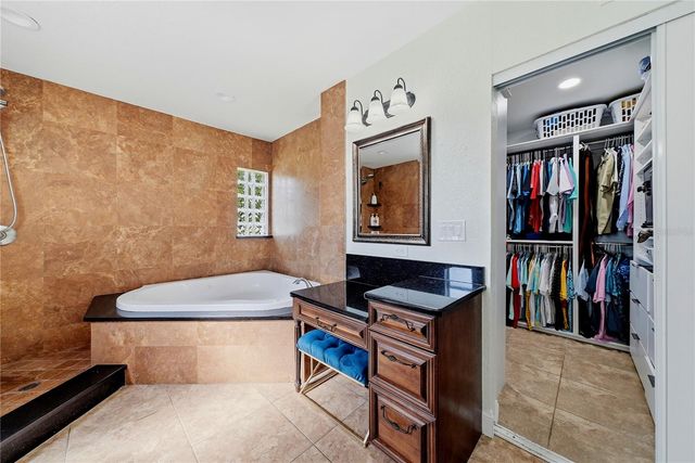 3006 W SAINT CONRAD STREET, Tampa, FL 33607
