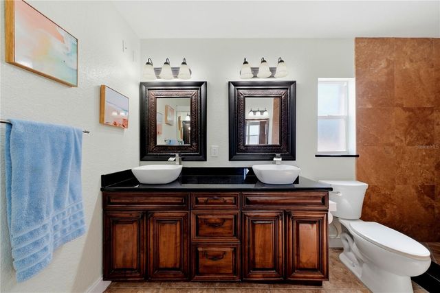 3006 W SAINT CONRAD STREET, Tampa, FL 33607