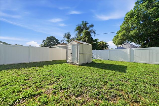 3006 W SAINT CONRAD STREET, Tampa, FL 33607