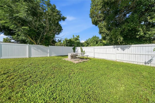 3006 W SAINT CONRAD STREET, Tampa, FL 33607