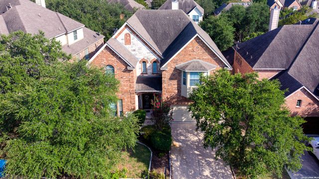 3422 Pinnacle Dr, San Antonio, TX 78261
