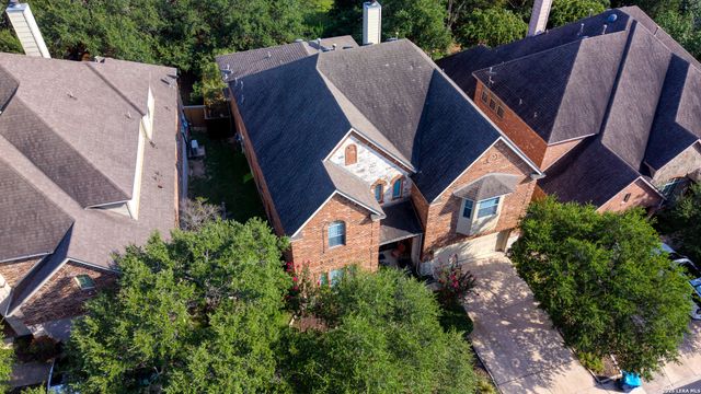 3422 Pinnacle Dr, San Antonio, TX 78261