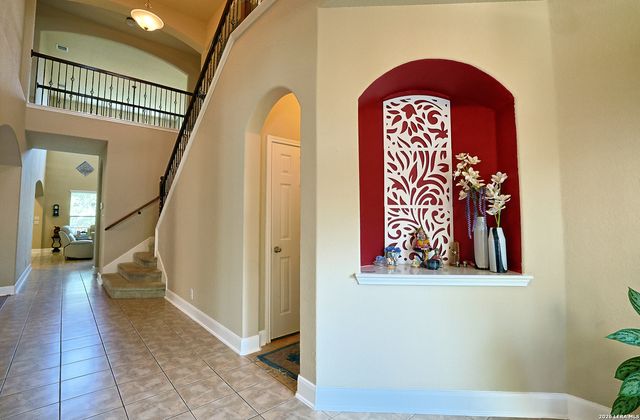 3422 Pinnacle Dr, San Antonio, TX 78261