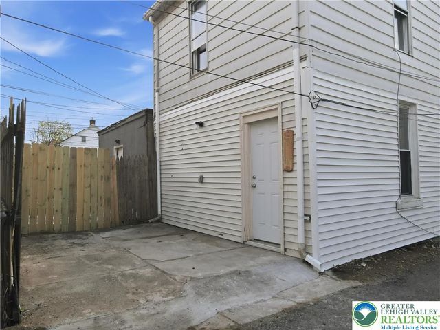 1141 Emmett Street, Allentown City, PA 18102