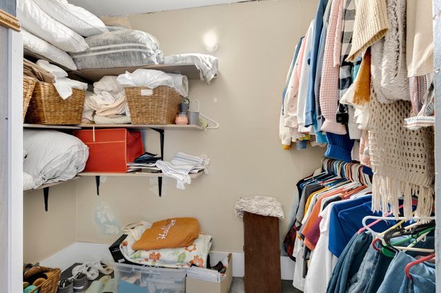 1605 E Clark Street, Warsaw, IN 46580