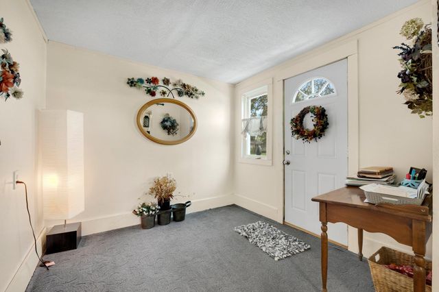 1605 E Clark Street, Warsaw, IN 46580