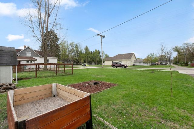 1605 E Clark Street, Warsaw, IN 46580