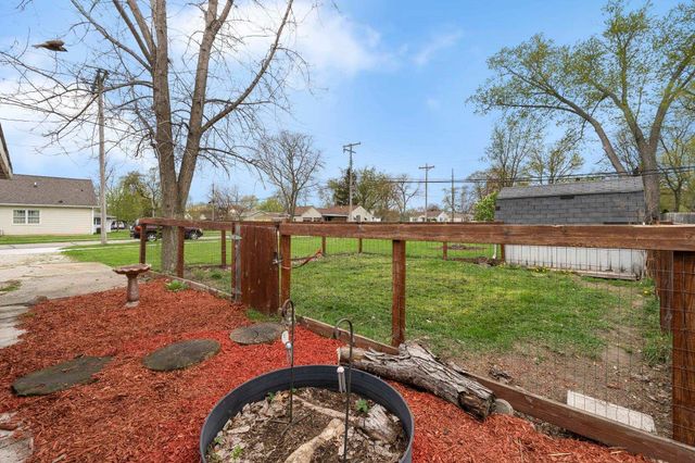 1605 E Clark Street, Warsaw, IN 46580