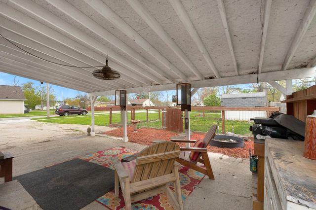 1605 E Clark Street, Warsaw, IN 46580