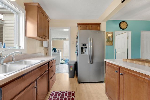 1605 E Clark Street, Warsaw, IN 46580