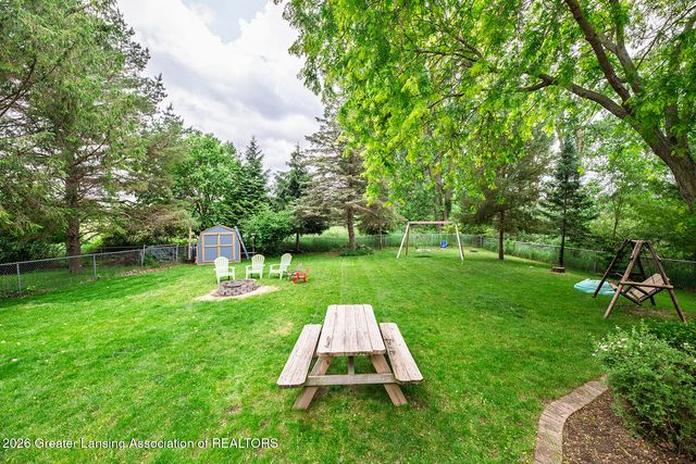 4625 Glenberry Drive, Holt, MI 48842