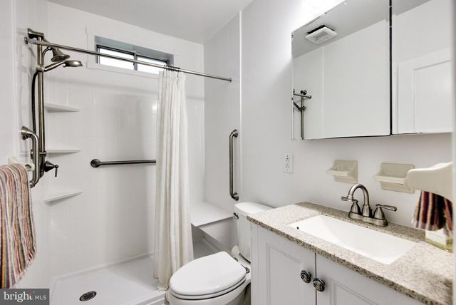 307 E ROUMFORT RD, Philadelphia, PA 19119