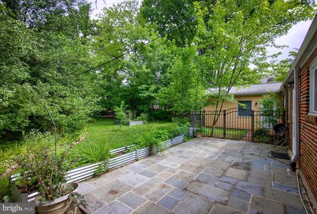 307 E ROUMFORT RD, Philadelphia, PA 19119