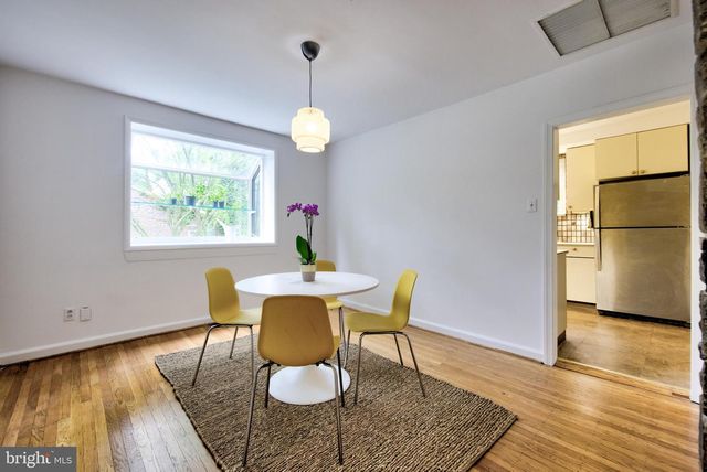 307 E ROUMFORT RD, Philadelphia, PA 19119
