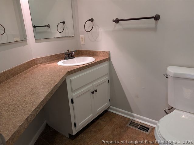 951 Creek Side Run, Fayetteville, NC 28303