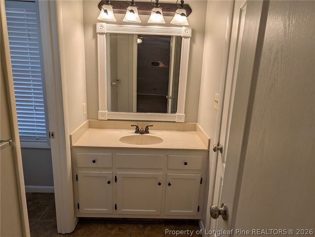 951 Creek Side Run, Fayetteville, NC 28303