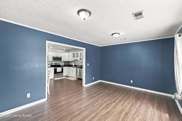 9904 Phoenix Trail, Louisville, KY 40223